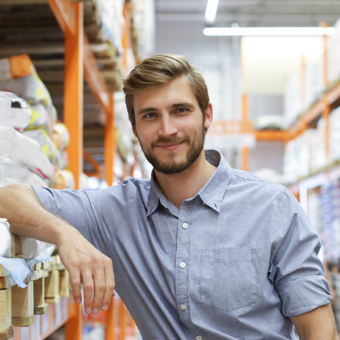 Track Forklifts Across the Equipment Lifecycle